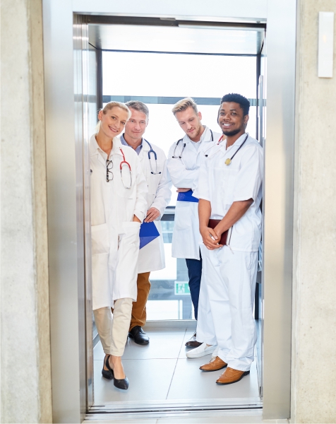 Thang máy bệnh viện